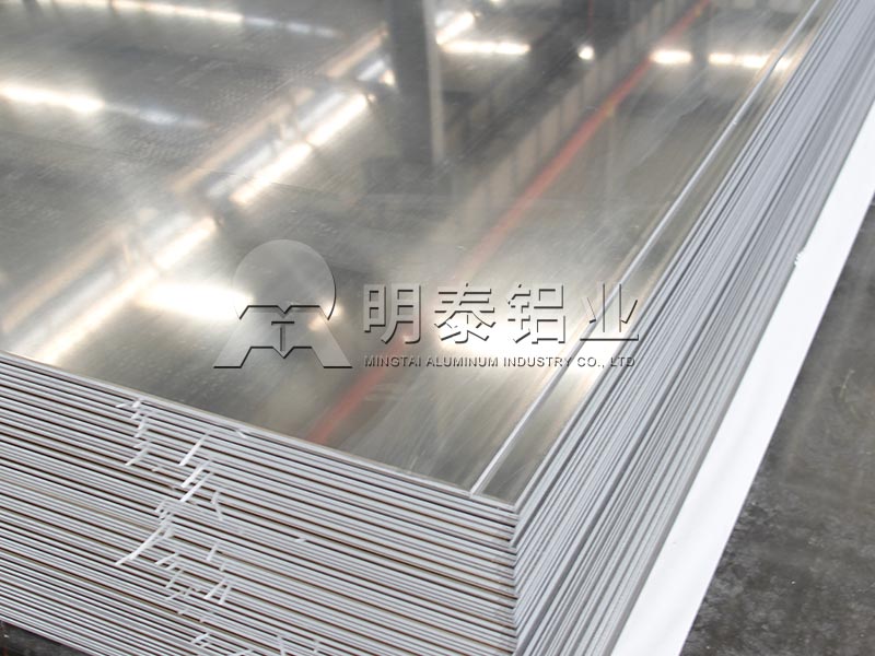 電容器外殼用的1060鋁板有哪些優(yōu)勢？價格多少？